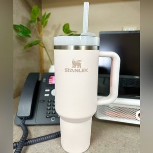 Stanley Adventure H2.0 Quencher Tumbler 40oz Rose Quartz